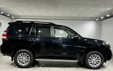 Toyota Land Cruiser Prado 150 рестайлинг 2, 2017 год, 3 490 000 рублей, 4 фотография