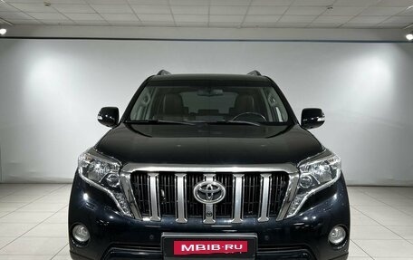 Toyota Land Cruiser Prado 150 рестайлинг 2, 2017 год, 3 490 000 рублей, 2 фотография