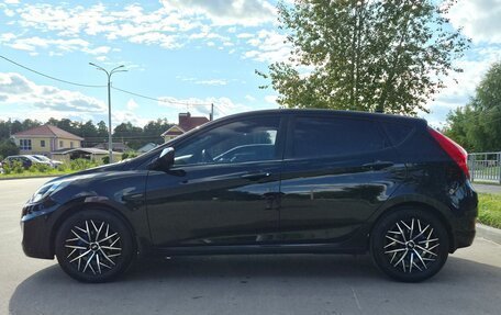 Hyundai Solaris II рестайлинг, 2012 год, 890 000 рублей, 4 фотография