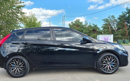 Hyundai Solaris II рестайлинг, 2012 год, 890 000 рублей, 8 фотография