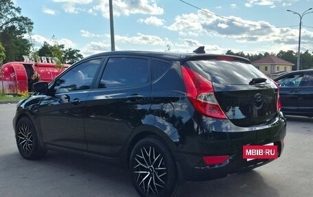 Hyundai Solaris II рестайлинг, 2012 год, 890 000 рублей, 5 фотография