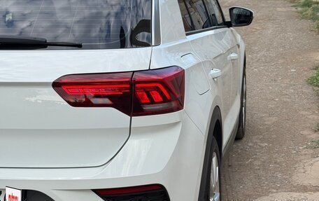Volkswagen T-Roc I, 2020 год, 2 490 000 рублей, 10 фотография