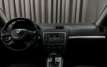 Skoda Octavia, 2011 год, 649 999 рублей, 10 фотография