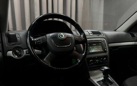 Skoda Octavia, 2011 год, 649 999 рублей, 9 фотография