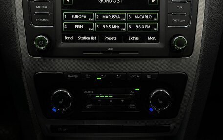 Skoda Octavia, 2011 год, 649 999 рублей, 15 фотография