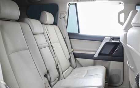 Toyota Land Cruiser Prado 150 рестайлинг 2, 2010 год, 2 390 000 рублей, 7 фотография