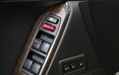 Toyota Land Cruiser Prado 150 рестайлинг 2, 2010 год, 2 390 000 рублей, 16 фотография