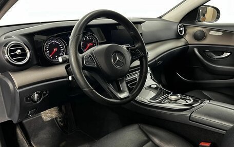 Mercedes-Benz E-Класс, 2016 год, 2 200 000 рублей, 8 фотография