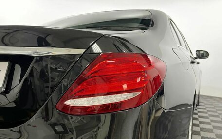 Mercedes-Benz E-Класс, 2016 год, 2 200 000 рублей, 16 фотография
