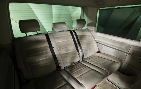 Volkswagen Multivan T6 рестайлинг, 2015 год, 2 939 000 рублей, 22 фотография