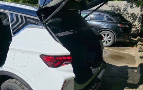 Geely Coolray I, 2024 год, 2 600 000 рублей, 4 фотография