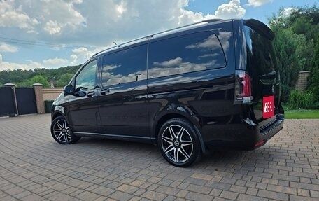Mercedes-Benz V-Класс, 2018 год, 5 999 999 рублей, 4 фотография