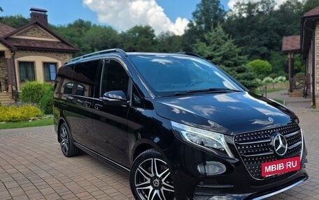 Mercedes-Benz V-Класс, 2018 год, 5 999 999 рублей, 6 фотография
