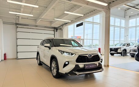 Toyota Highlander, 2021 год, 5 379 900 рублей, 8 фотография