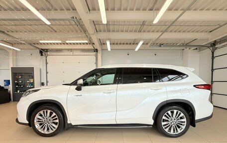 Toyota Highlander, 2021 год, 5 379 900 рублей, 3 фотография