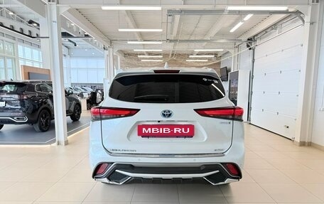 Toyota Highlander, 2021 год, 5 379 900 рублей, 5 фотография