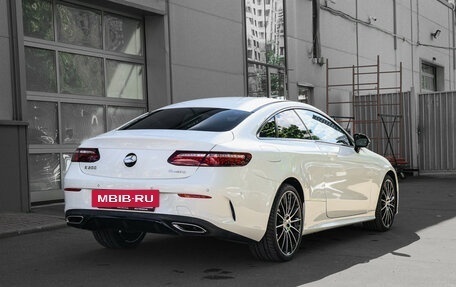 Mercedes-Benz E-Класс, 2021 год, 7 590 000 рублей, 4 фотография