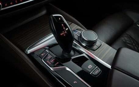 BMW 5 серия, 2018 год, 3 449 097 рублей, 16 фотография