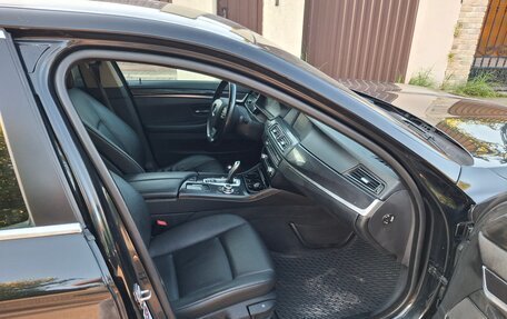 BMW 5 серия, 2011 год, 1 700 000 рублей, 6 фотография