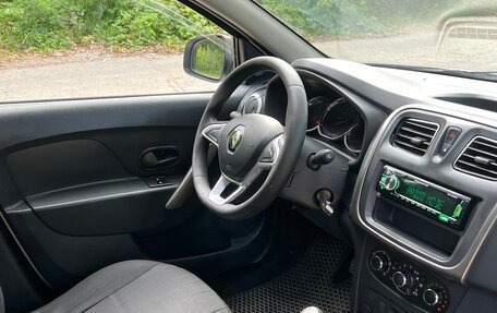 Renault Logan II, 2019 год, 400 000 рублей, 11 фотография