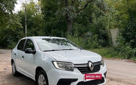 Renault Logan II, 2019 год, 400 000 рублей, 6 фотография