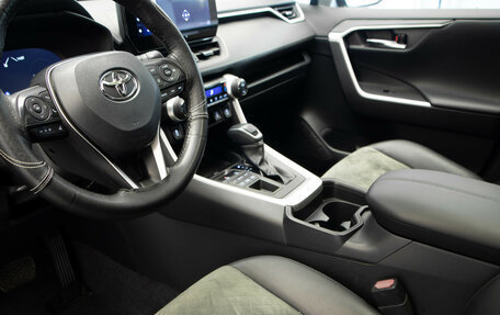 Toyota RAV4, 2023 год, 3 449 000 рублей, 7 фотография