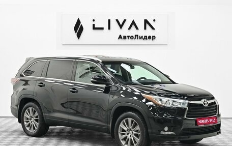 Toyota Highlander III, 2015 год, 2 655 000 рублей, 1 фотография
