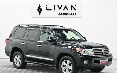 Toyota Land Cruiser 200, 2015 год, 3 775 000 рублей, 1 фотография