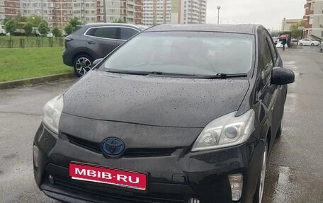 Toyota Prius, 2012 год, 1 фотография