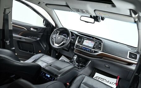 Toyota Highlander III, 2015 год, 2 655 000 рублей, 6 фотография