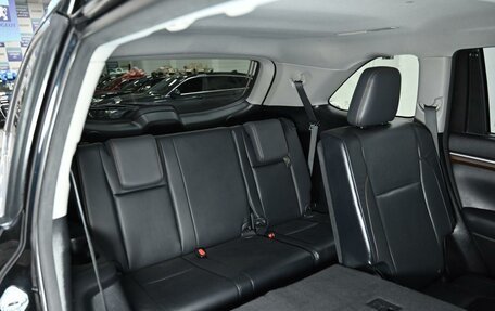 Toyota Highlander III, 2015 год, 2 655 000 рублей, 16 фотография