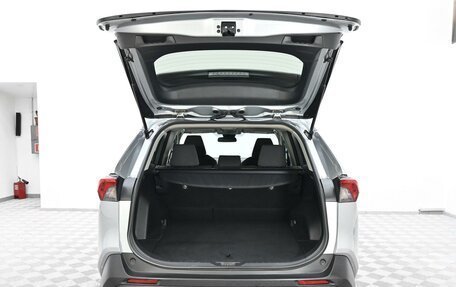 Toyota RAV4, 2021 год, 2 985 000 рублей, 5 фотография