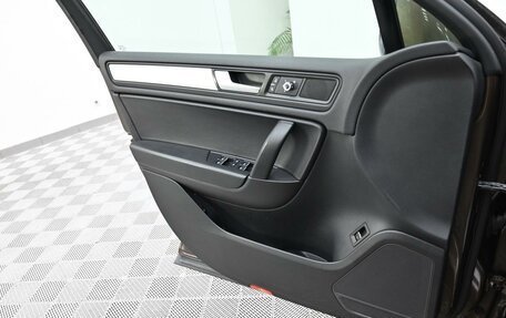 Volkswagen Touareg III, 2013 год, 1 865 000 рублей, 10 фотография