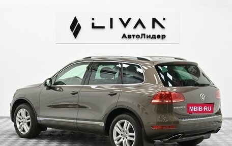 Volkswagen Touareg III, 2013 год, 1 865 000 рублей, 4 фотография