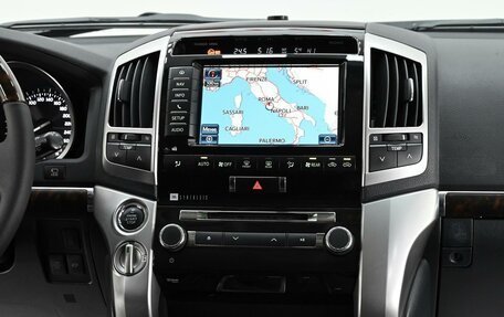 Toyota Land Cruiser 200, 2015 год, 3 775 000 рублей, 10 фотография
