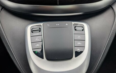 Mercedes-Benz V-Класс, 2020 год, 6 455 000 рублей, 13 фотография