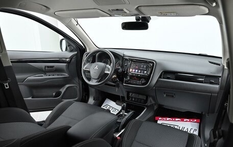 Mitsubishi Outlander III рестайлинг 3, 2019 год, 1 865 000 рублей, 5 фотография