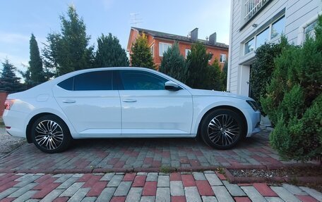 Skoda Superb III рестайлинг, 2018 год, 1 970 000 рублей, 5 фотография