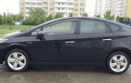 Toyota Prius, 2012 год, 7 фотография