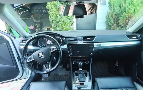 Skoda Superb III рестайлинг, 2018 год, 1 970 000 рублей, 15 фотография