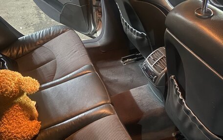 Mercedes-Benz E-Класс, 2004 год, 900 000 рублей, 13 фотография