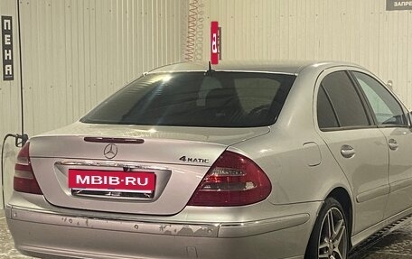 Mercedes-Benz E-Класс, 2004 год, 900 000 рублей, 18 фотография