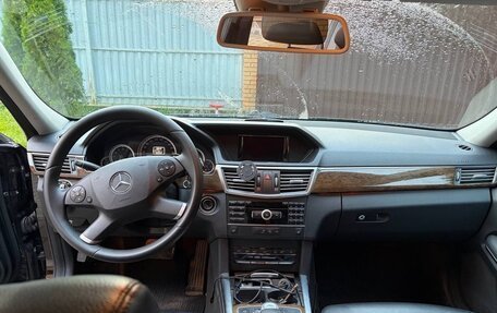 Mercedes-Benz E-Класс, 2012 год, 1 245 000 рублей, 4 фотография