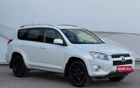 Toyota RAV4, 2012 год, 1 630 000 рублей, 4 фотография