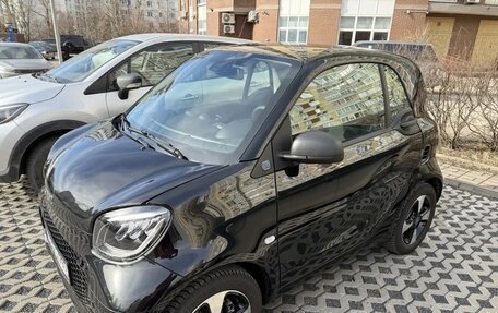 Smart Fortwo III, 2020 год, 2 500 000 рублей, 3 фотография