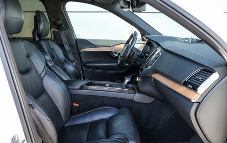Volvo XC90 II рестайлинг, 2017 год, 4 298 000 рублей, 10 фотография