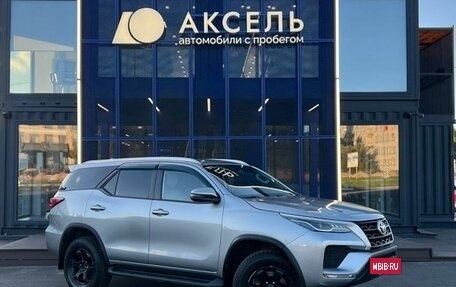 Toyota Fortuner II, 2020 год, 2 999 000 рублей, 3 фотография