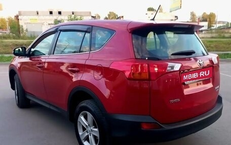 Toyota RAV4, 2013 год, 1 800 000 рублей, 11 фотография