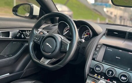 Jaguar F-Type I рестайлинг 2, 2016 год, 6 000 000 рублей, 11 фотография