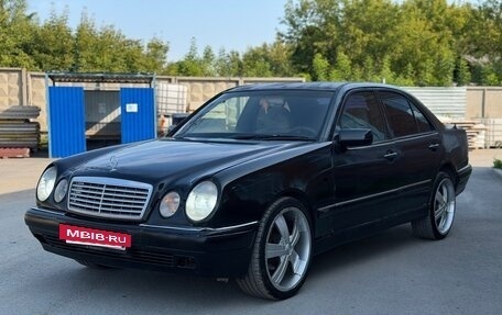Mercedes-Benz E-Класс, 1996 год, 299 000 рублей, 6 фотография
